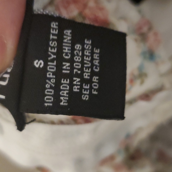 Rue 21 Juniors Summer floral pattern dress - Picture 3 of 5